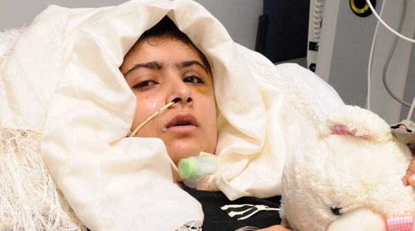 Taliban mağduru Malala&#039;nın ilk fotoğrafı