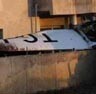 İzmir&#039;de eğitim uçağı düştü: 1 ölü