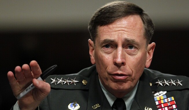 CIA Başkanı Petraeus, görevinden istifa etti