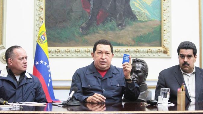 Chavez yeniden kanser oldu, tedavi için Küba&#039;da