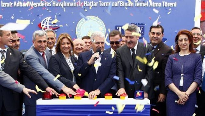 İzmir&#039;e yeni iç hatlar terminali