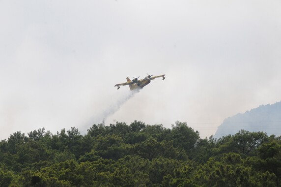 Antalya&#039;da korkutan orman yangını 