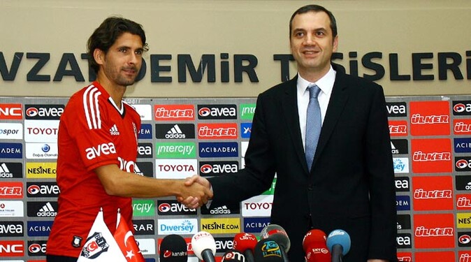 Escude: Başka teklifler vardı, Beşiktaş&#039;ı seçtim