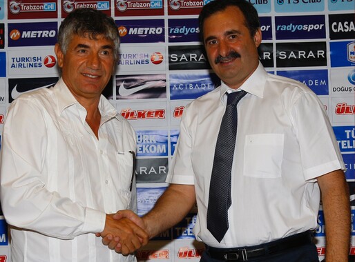 Giray Bulak, 12 yıl sonra Trabzonspor&#039;a döndü