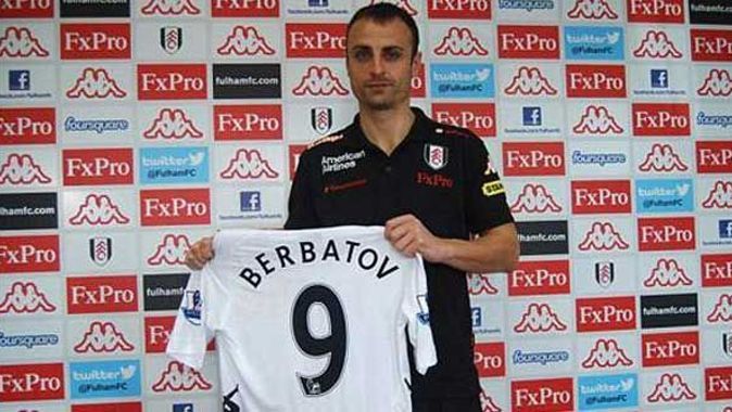 Berbatov, Fulham ile anlaştı 
