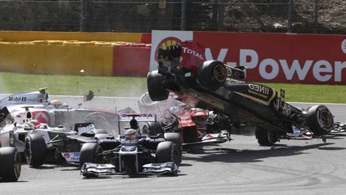 Formula 1&#039;de zincirleme kaza