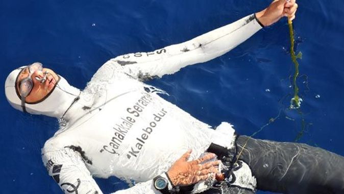 Cenk Ulusoy&#039;dan su altından gelen rekor