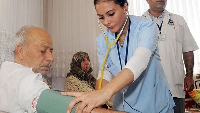Türk hekimleri doktora gitmiyor