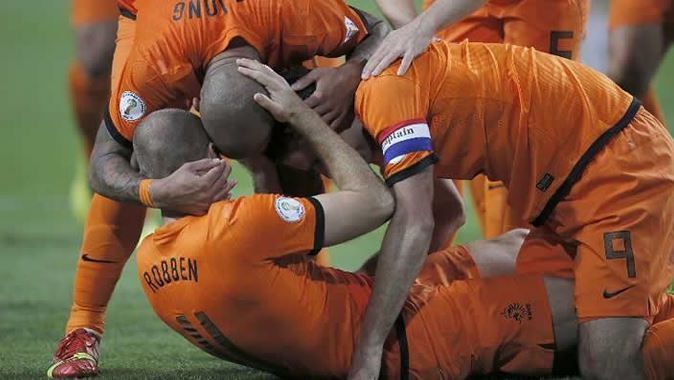 Hollanda 8- 1 Macaristan özeti ve golleri