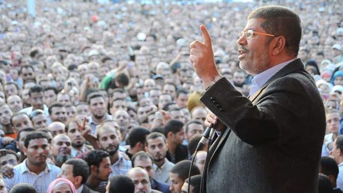 Mursi daha ne kadar tutuklu kalacak