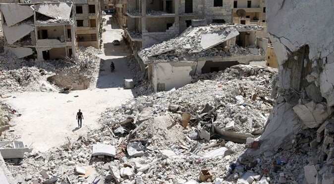 Şam&#039;da bomba yüklü araç patlatıldı