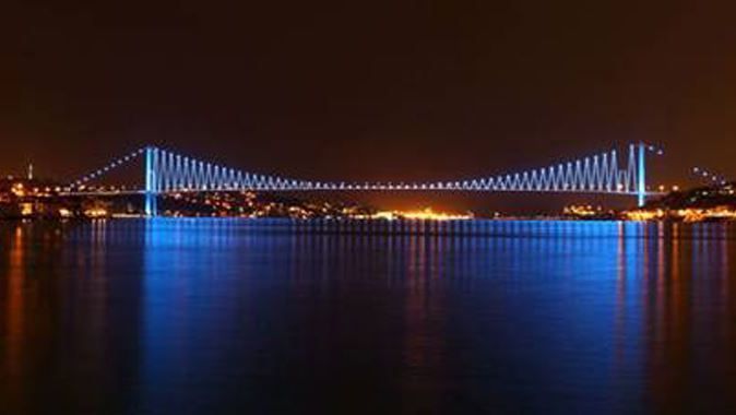 İstanbul Boğaziçi Köprüsü pembe olacak