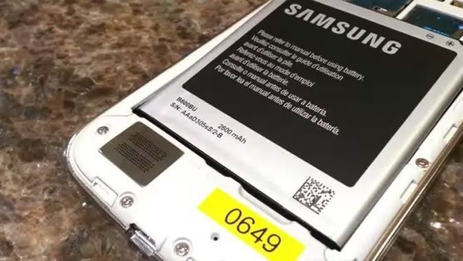 Samsung, Galaxy S4&#039;ün batarya sorununu doğruladı