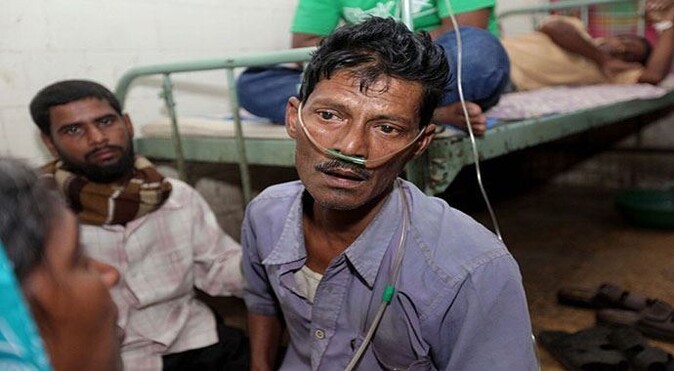 Hindistan&#039;da kaçak içki faciası, ölü sayısı hızla yükseliyor
