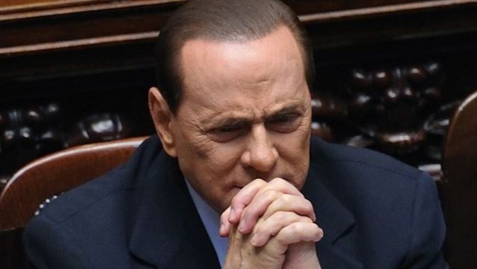 Berlusconi&#039;nin başı yargıyla dertten kurtulmuyor