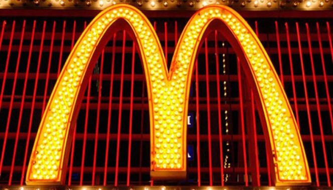 McDonald&#039;s 40 yıllık anlaşmasını bitirdi