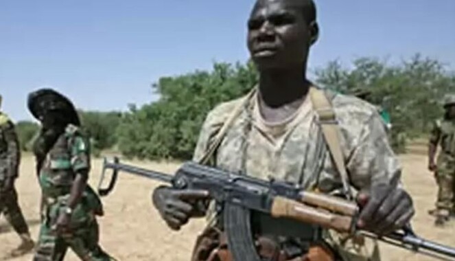 Sudan&#039;da ordu birlikleri ve kabile reisleri çatıştı, 5 ölü