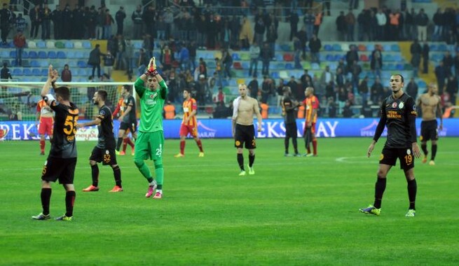 Galatasaray maçını 12 bin kişi izledi