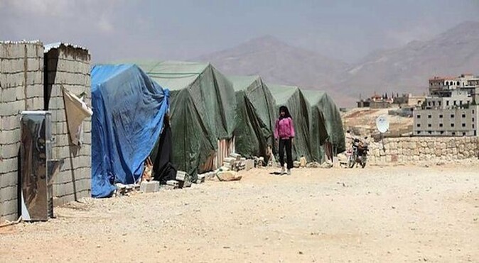 Lübnan&#039;da 8 bin Suriyeli mülteci çocuk meydana geldi