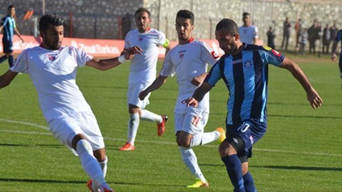 Adana Demirspor kupada rahat turladı