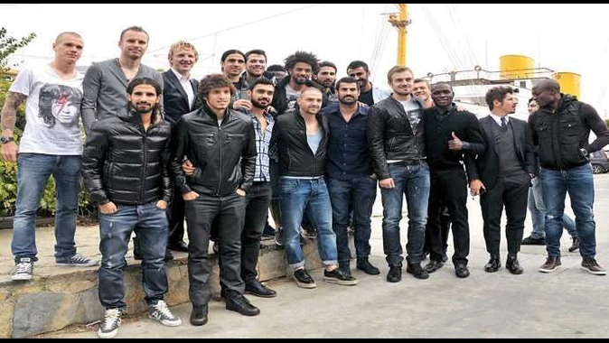 Fenerbahçeli futbolcular Aziz Yıldırım&#039;ı istiyor