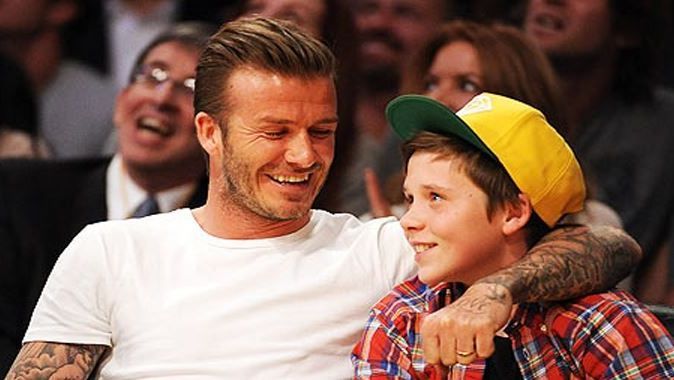 Küçük Beckham, Manchester United genç takımına girdi
