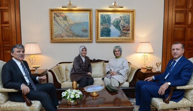 Başbakan Erdoğan kendisine seslenen çiftin evini ziyaret etti