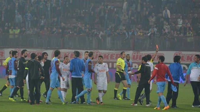 Trabzonspor Elazığspor maç sonu - Bilica ve Olcan birbirine girdi