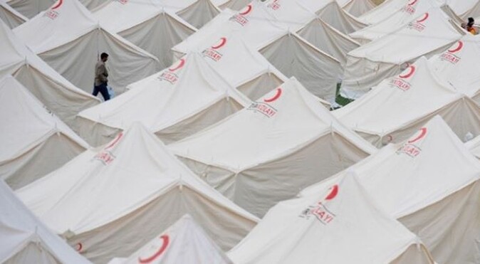 Süryani kampı boş, müslüman kampı dolu
