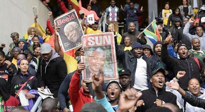 Mandela için düzenlenen töreni 3 bin gazeteci takip ediyor