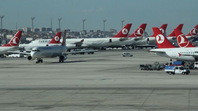 Atatürk Havalimanı&#039;nda kış hazırlığı başladı