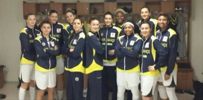 Fenerbahçe&#039;nin kızlarından Drogba&#039;ya cevap