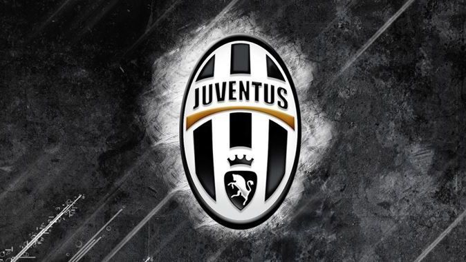Juventus hisseleri eridi