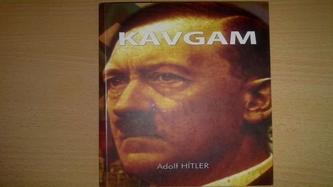 Hitler&#039;in &#039;Kavgam&#039; kitabına baskı yasağı geldi