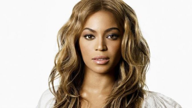 Beyonce&#039;dan yeni albüm içim iTunes sürprizi