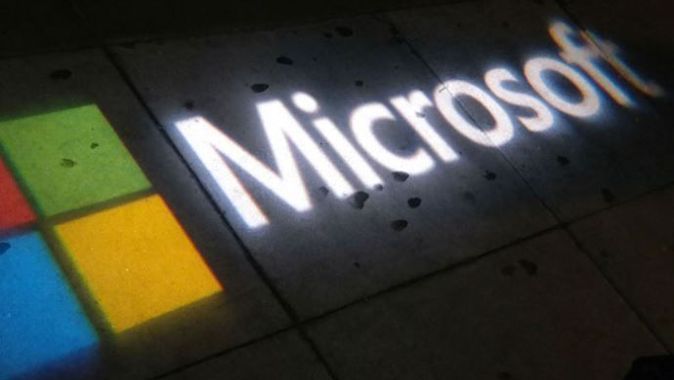 Microsoft&#039;tan Samsung&#039;a 1 milyar dolarlık teklif