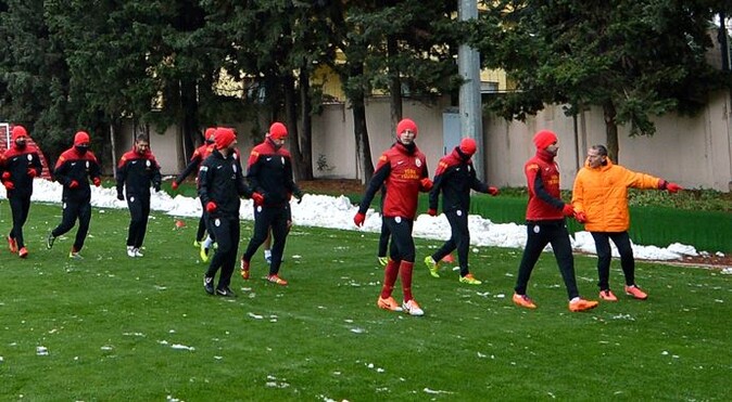 Galatasaray Ankara&#039;ya gitti