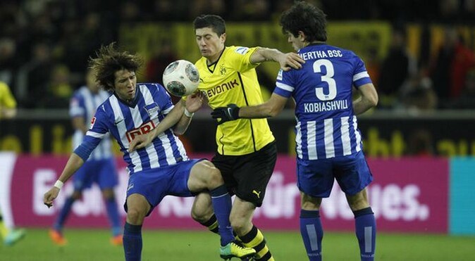 Borussia Dortmund, Hertha Berlin karşısında yıkıldı