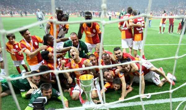 Galatasaraylı futbolculardan şampiyonluk yorumu
