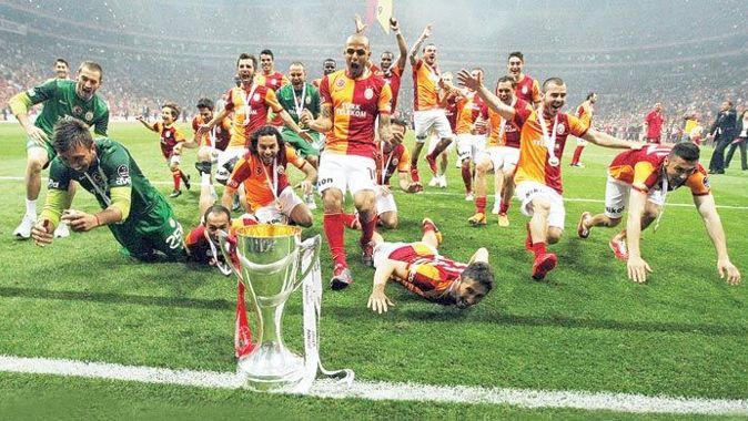 Galatasaray&#039;da çilek mevsimi