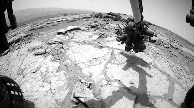 Curiosity, Mars&#039;ta bir kaya daha deldi