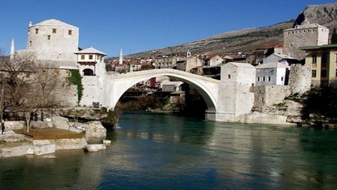 Mostar Köprüsü&#039;nü yıkanlara ceza yağdı