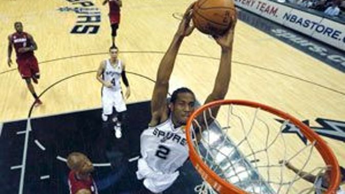 NBA finalinde Spurs&#039;ten tarihi fark