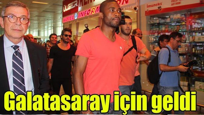 Galatasaray&#039;ın yeni transferi Chedjou İstanbul&#039;da