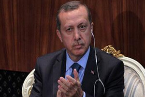 Erdoğan&#039;a iki sürpriz ziyaretçi
