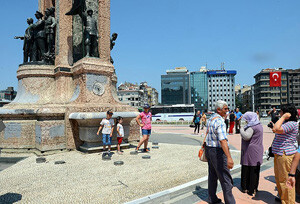 Taksim Meydanı&#039;nda hayat normale döndü