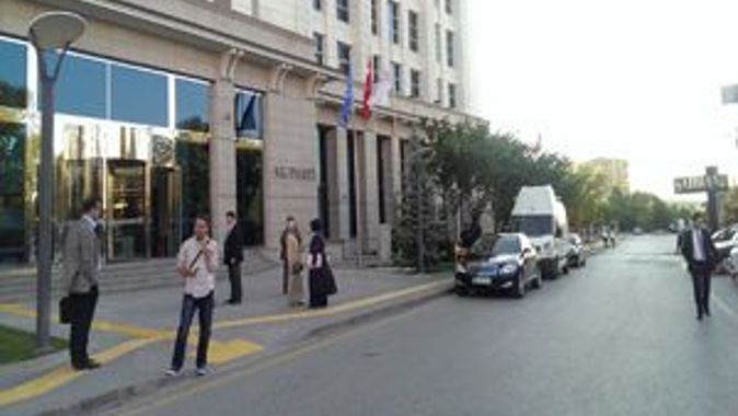 İran Büyükelçisi AK Parti Genel Merkezi&#039;ne geldi