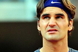 Federer, Wimbledon&#039;da havlu attı