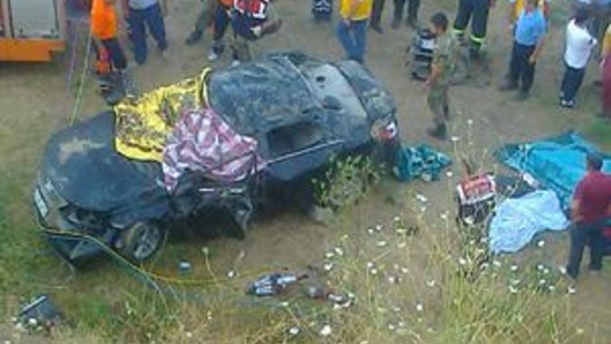 Batman&#039;daki kazada hayatını kaybedenler defnedildi