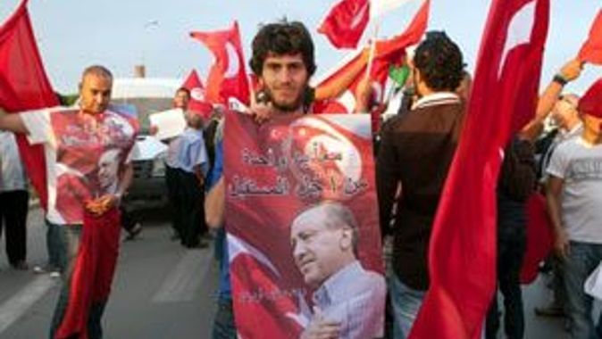 Erdoğan&#039;a Tunus&#039;ta sevgi gösterisi